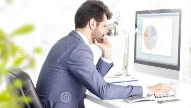 حكم العمل في البنوك وتأثيره على الحج