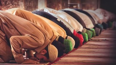 تسوية الصفوف في الصلاة