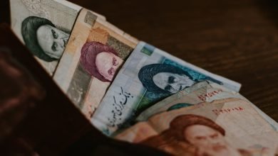 الصدقة من مال الزوج