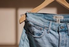 صلاة الفتاة بالبنطال